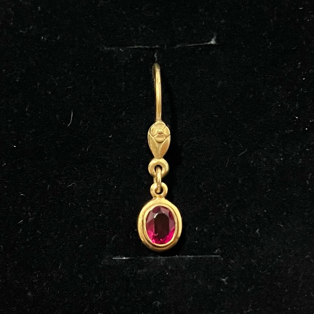 Vintage Single Gold Tone Red Stone Earring